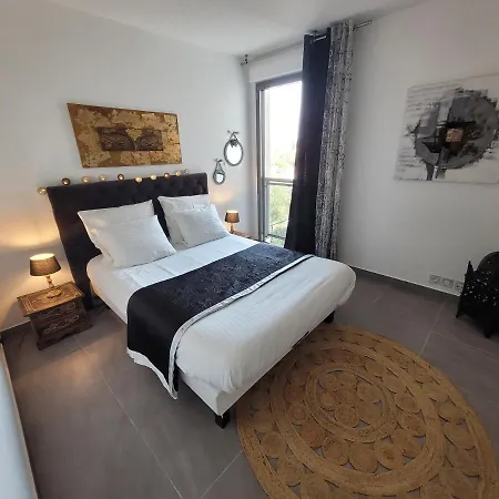 Le Baroque - Port Marina - Wi-fi - Parking Appartamento *